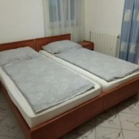 In Vrvari With Balcony, Air Conditioning, W-lan, Washing Machine 664-2 Apartamento *