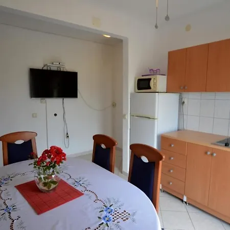 Apartman In Vrvari With Balcony, Air Conditioning, W-lan, Washing Machine 664-2 *