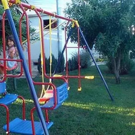 Apartman In Vrvari With Balcony, Air Conditioning, W-lan, Washing Machine 664-2 Porec